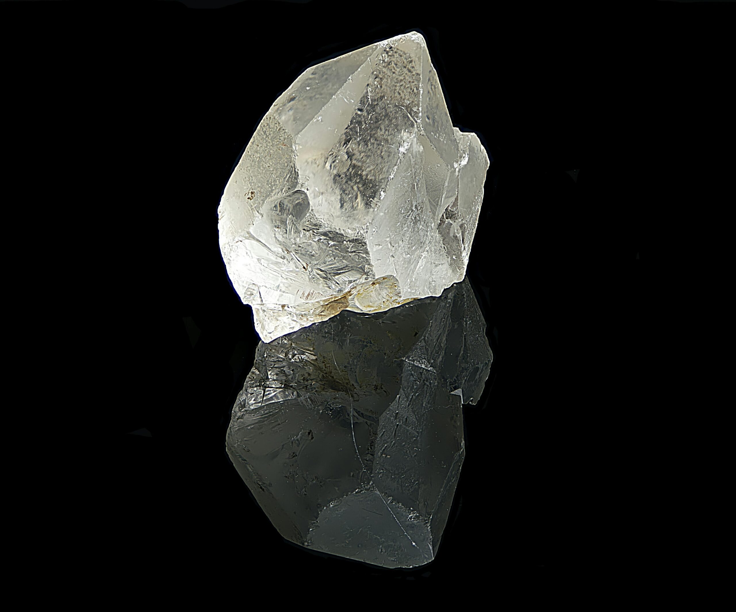 Clear quartz crystal